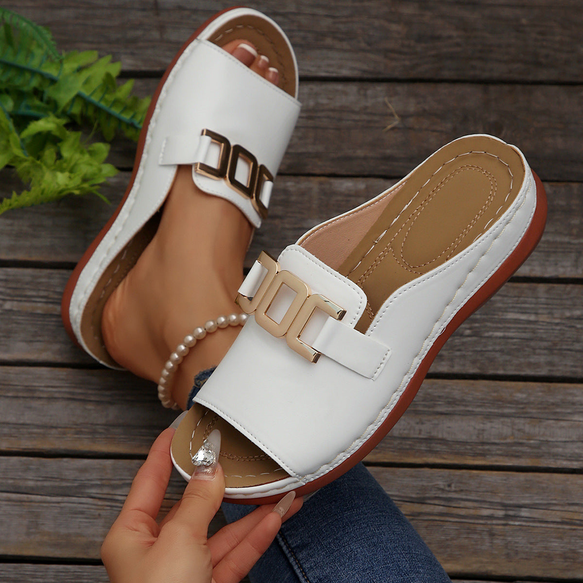 Sole – Orthopedic Chain Wedge Sandals
