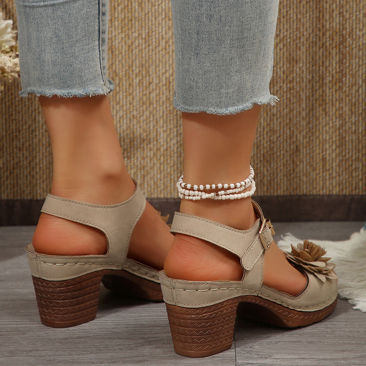 FloraRise – Chunky Heel Floral Sandals