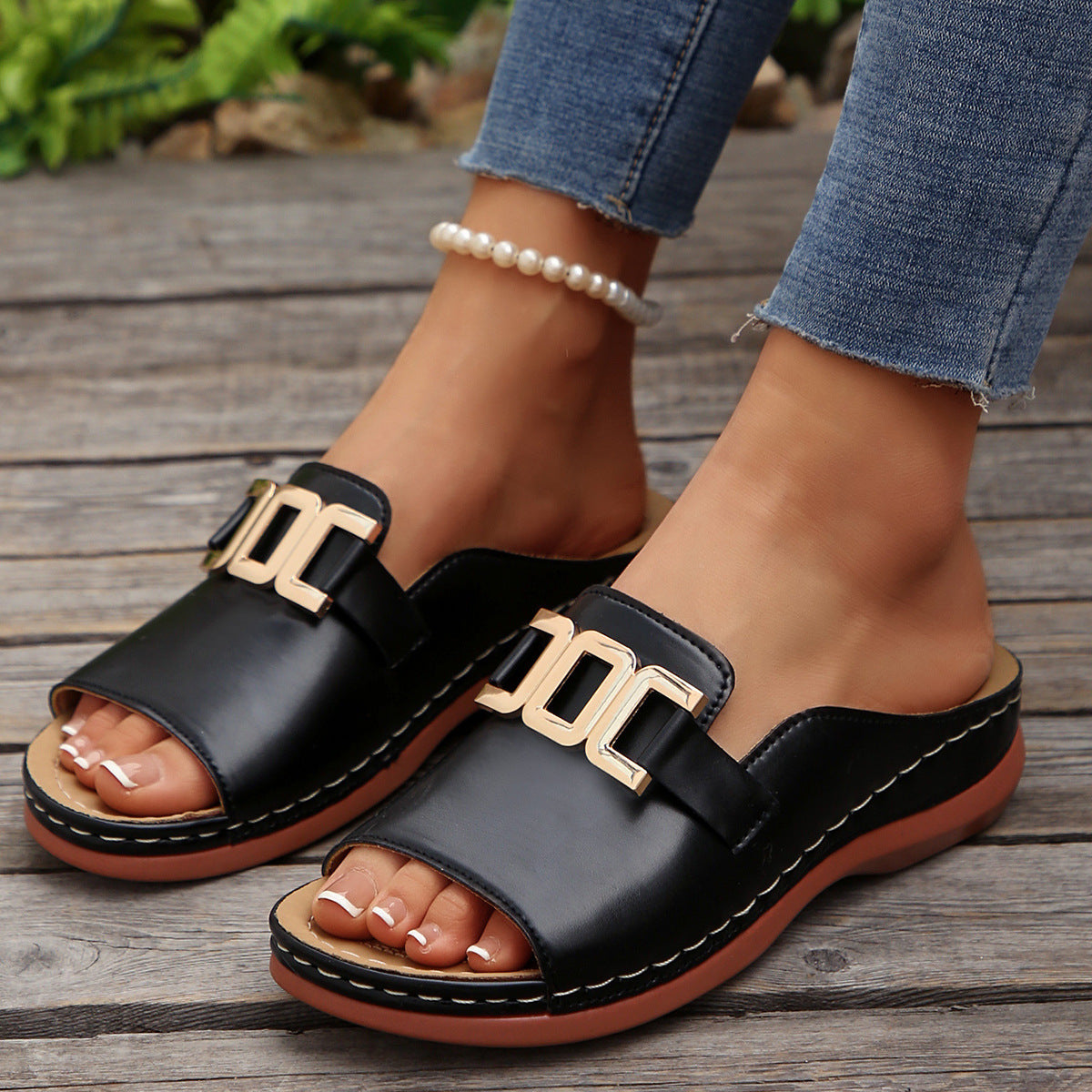 Sole – Orthopedic Chain Wedge Sandals