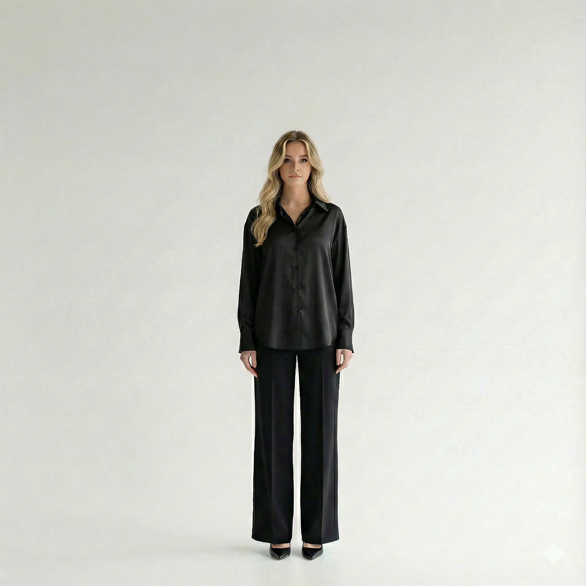 Nila – Women's Long-Sleeved Satin Shirt